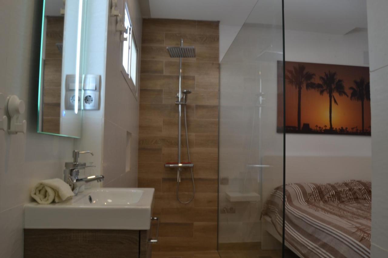 Casa Daniel - Bungalow With Jaccuzzi, Wifi, 2 Bedrooms プラヤ・デル・イングレス エクステリア 写真